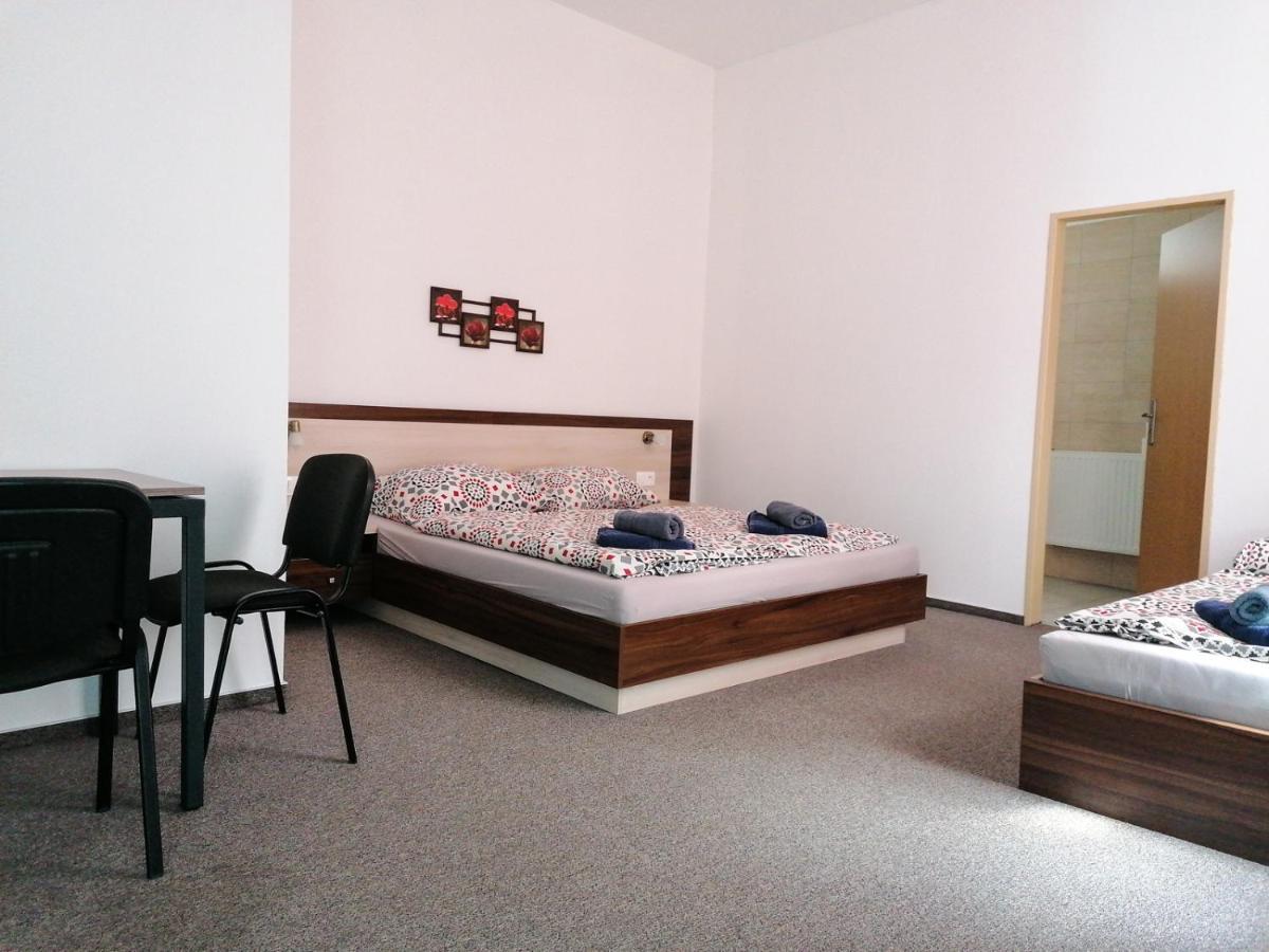 Hostel Vodna 1 Kosice Luaran gambar