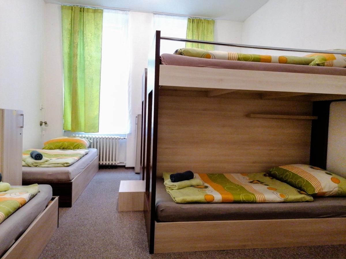 Hostel Vodna 1 Kosice Luaran gambar