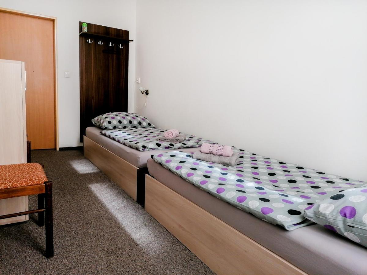 Hostel Vodna 1 Kosice Luaran gambar
