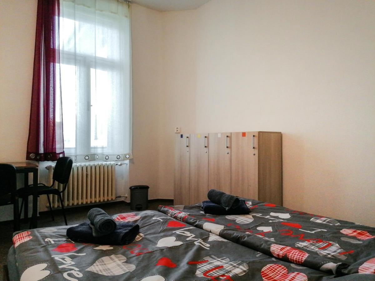 Hostel Vodna 1 Kosice Luaran gambar