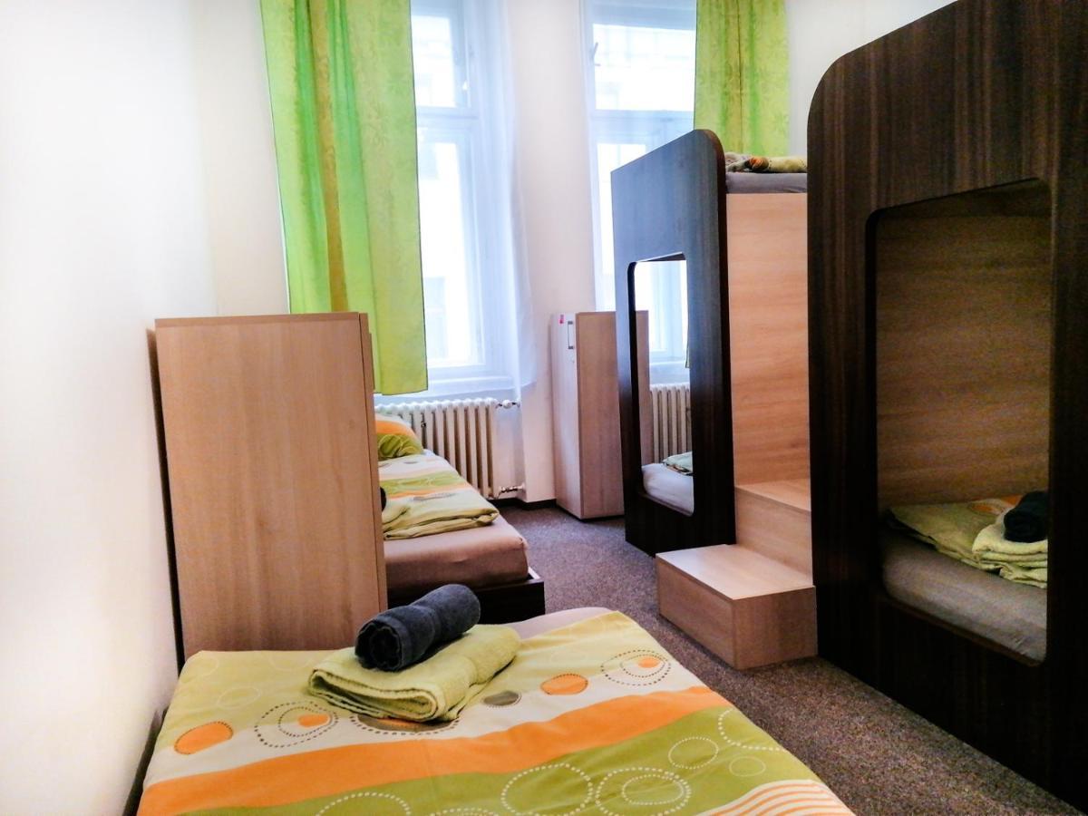 Hostel Vodna 1 Kosice Luaran gambar